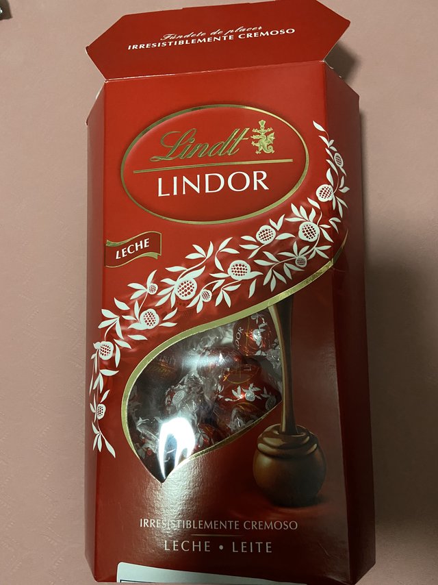 瑞士莲Lindor软心牛奶巧克力