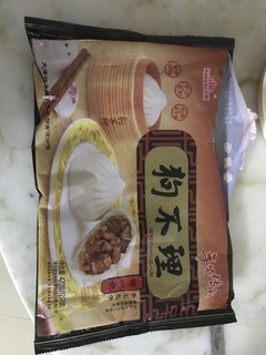 过年吃狗不理酱肉包