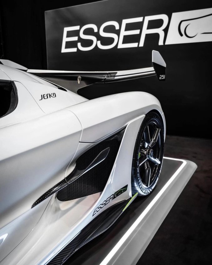 科尼赛克跑车怎么样 柯尼塞格koenigsegg jesko限量125台_什么值得买