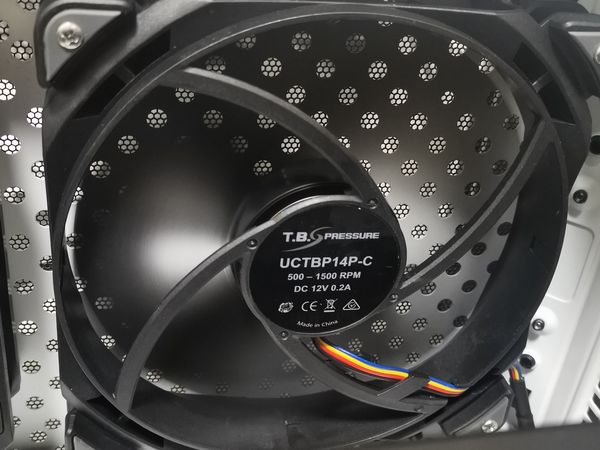 安耐美T.B.S.P 14cm风扇：特立独行