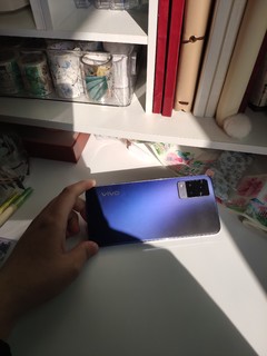 值友们拍照选什么手机好啊？苹果？vivo？