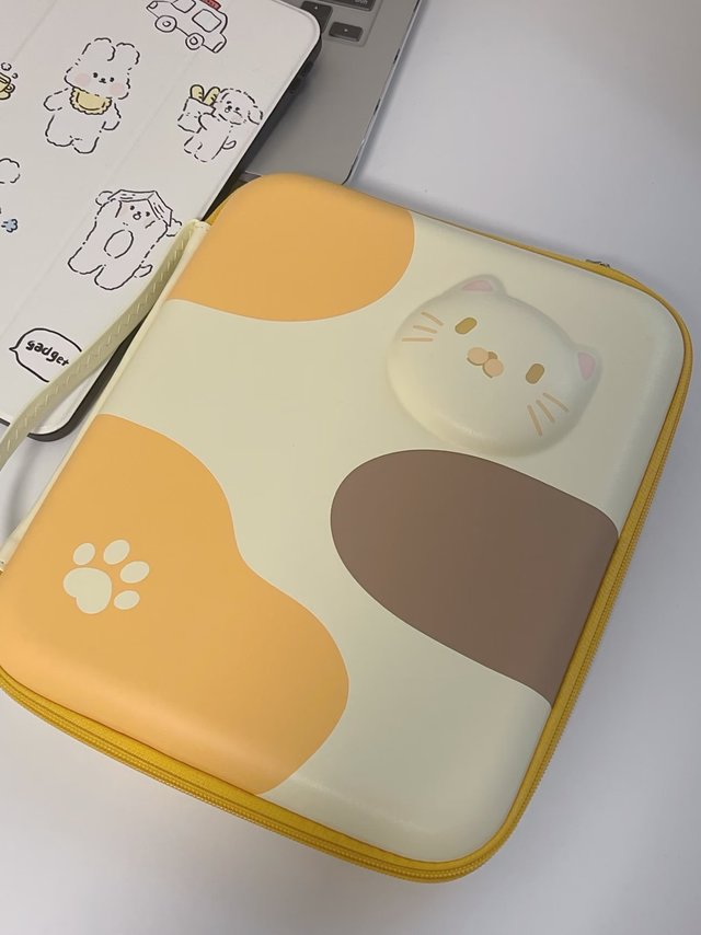 男朋友送的猫咪ipad收纳包🐱