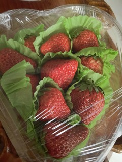 冬天怎么可以不吃草莓呢
