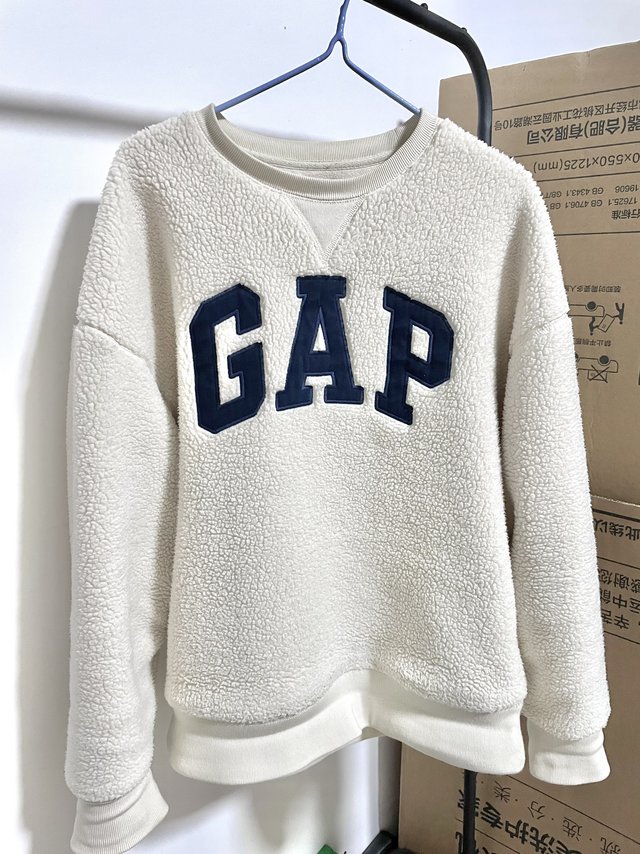 超暖和羊羔毛卫衣｜保暖时尚两不误