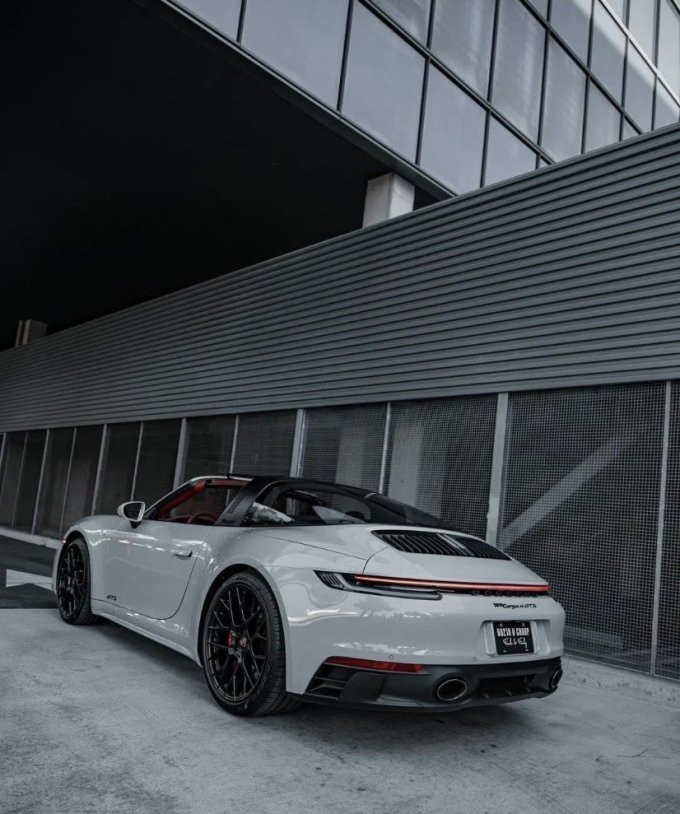 水泥灰保时捷911targagts