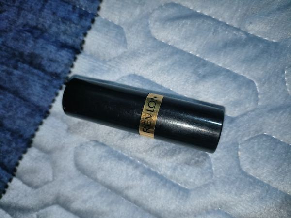 黄黑皮平价口红分享-露华浓006号色