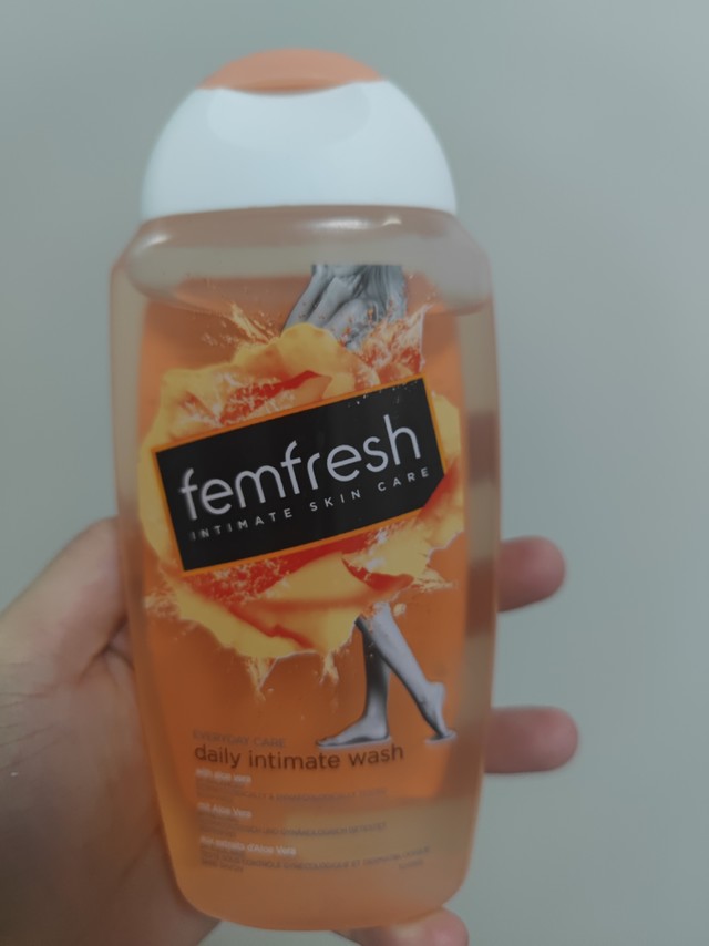 Femfresh芳芯的清洗护理液