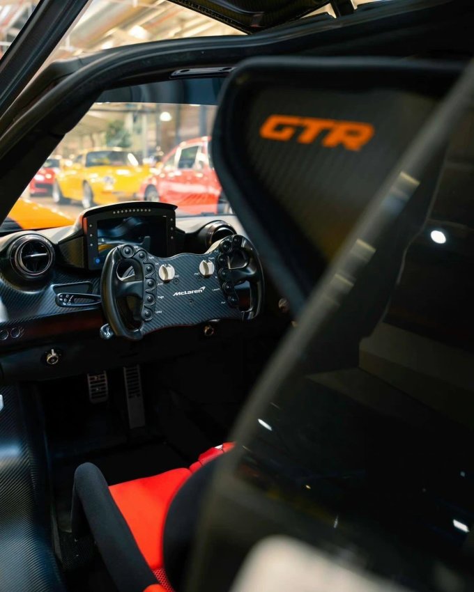 全球限量75台的迈凯伦塞纳gtr