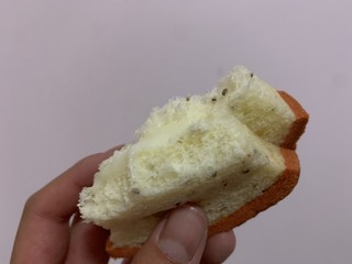 火龙果味的面包