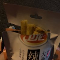 甜辣味好好吃的经典辣条