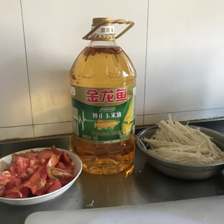 炒出来的菜色泽好,而且味道也很不错