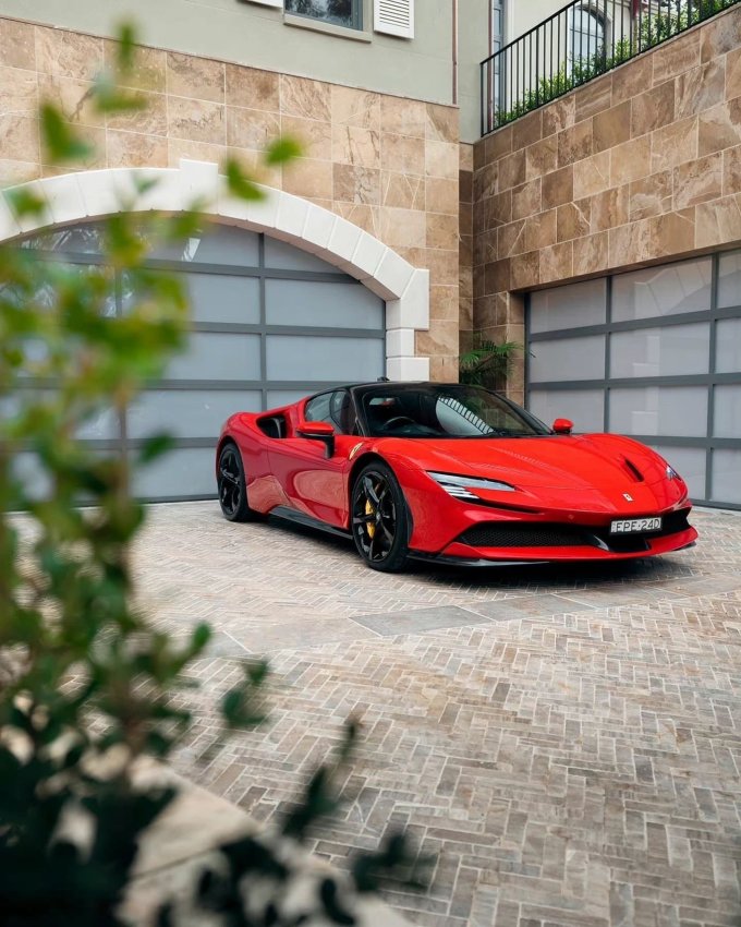 法拉利跑车怎么样 法拉利sf90 stradale_什么值得买