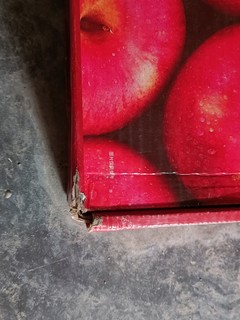 破损礼盒装烟台苹果