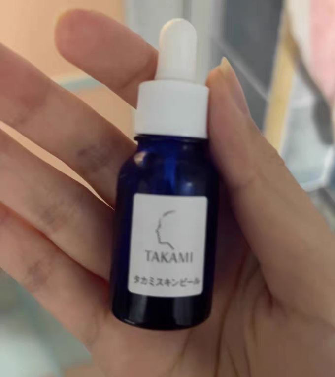 很滋润的takami小蓝瓶精华液