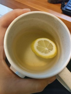 美食｜​我好喜欢喝蜂蜜柠檬水呀！