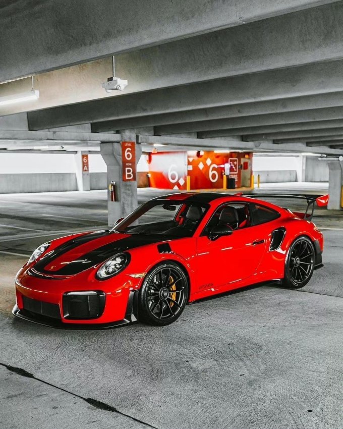 保时捷跑车怎么样 保时捷911 gt2 rs (御林军红)_什么值得买