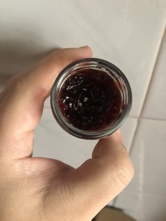 这款果酱怎么只有尝到甜味