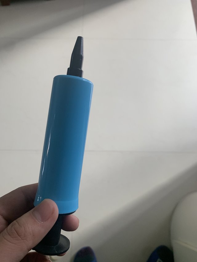 气球打气筒，比嘴吹的快多了