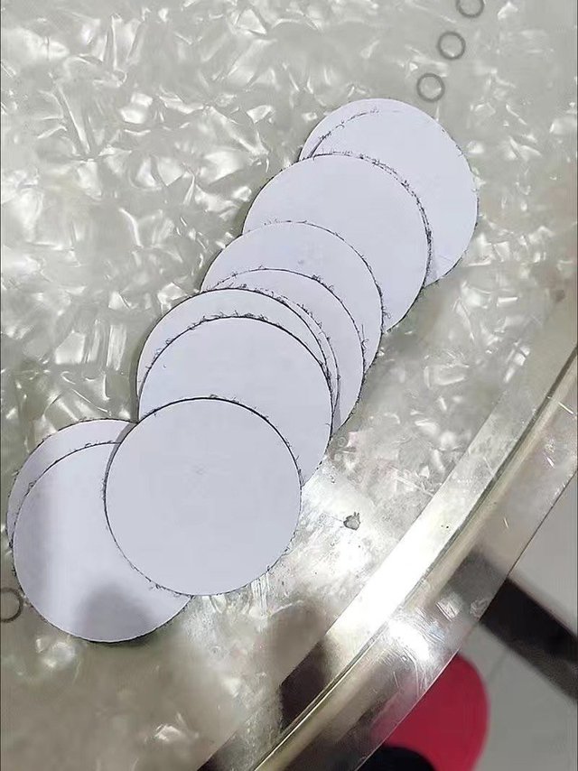 一个非常好用的沙发固定器