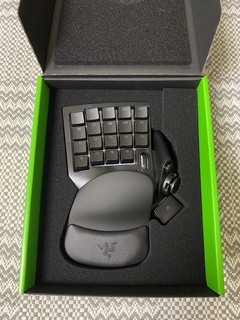 Razer雷蛇塔洛斯魔蝎V2幻彩版单手键盘