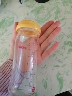 贝亲婴儿大容量奶瓶
