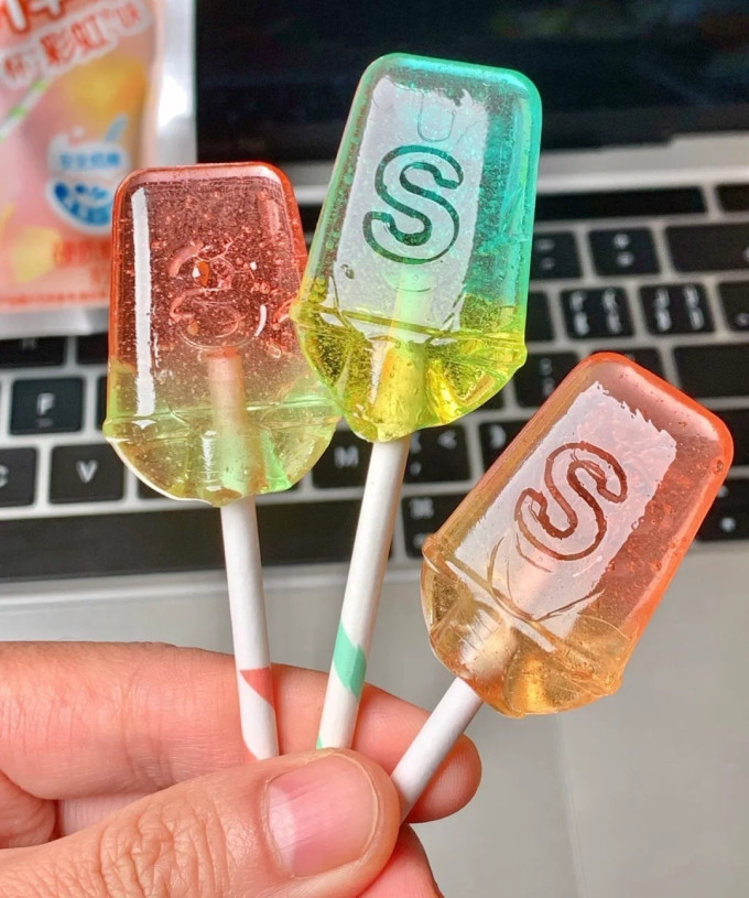 彩虹糖果巧克力