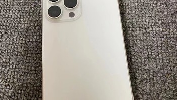 花6800入手了一个美版，iPhone13 Pro max！我感觉缺点好多，但是很值！