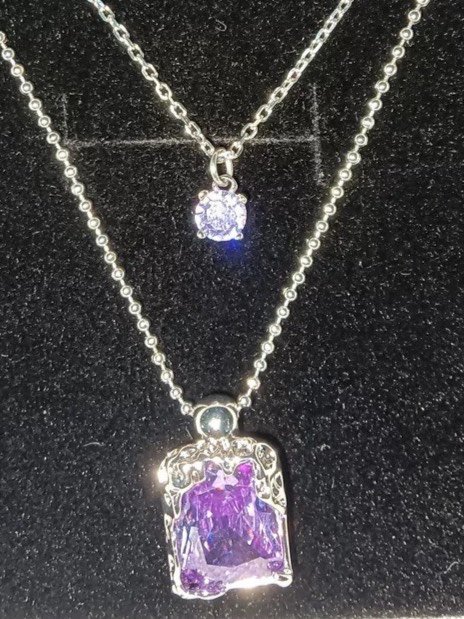 紫色真的是一种很梦幻的颜色呀