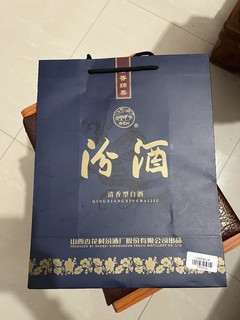 买了汾酒还得配个六块钱的袋子