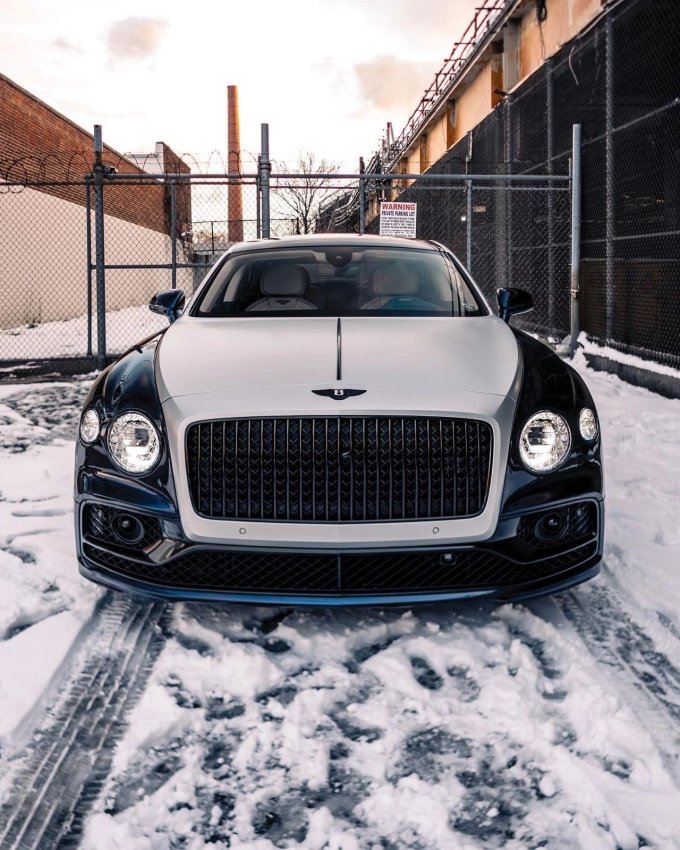 宾利飞驰bentleyflyingspur