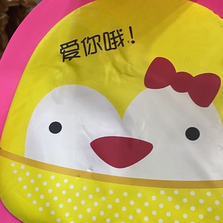 这个凳子也太迷你了吧。