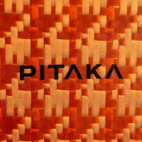 兔年新气象，PITAKA兔年限定系列团圆兔凯夫拉碳纤维纹手机壳来啦