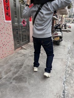 型男帅哥单品之牛仔裤