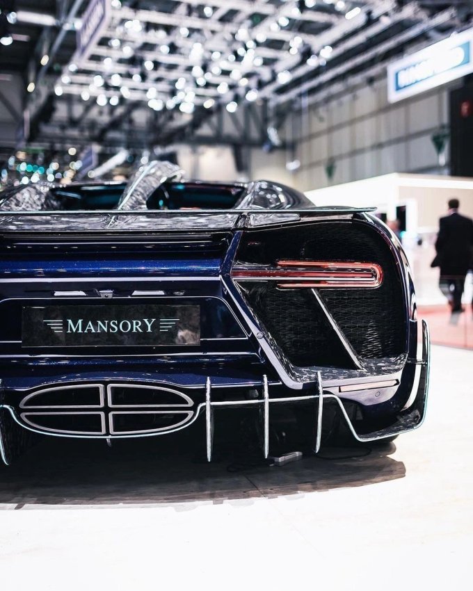 布加迪跑车怎么样 mansory布加迪bugatti chiron centuria _什么值得
