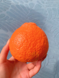 一直当橘子吃，最后才发现是橙子