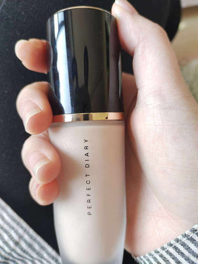 瑕疵皮姐妹的大救星完美日记粉底液