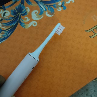 分享生活‖我的第yi把电动牙刷