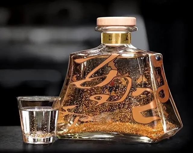 年后参加商务酒局这3种酒切记不可上桌添加剂酒费钱还丢面