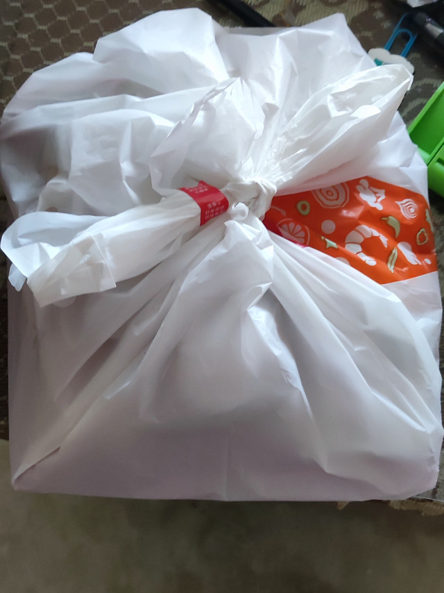 必胜客烤肠披萨