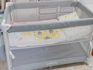 给孩子买的拼接新生儿床，还不错