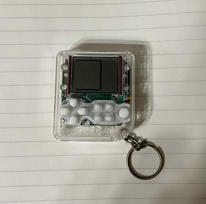 小巧可爱的复古游戏机