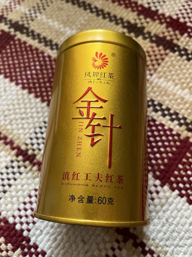 被值友狂安利的凤牌滇红，过年喝还行