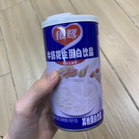 早餐来不及吃饭的可以来一瓶花生牛奶呀