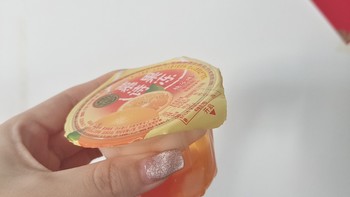 橙味十足的徐福记果冻