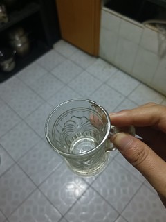 雕花透明玻璃酒杯