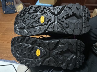 HOKA ONEONE KAHA2高帮