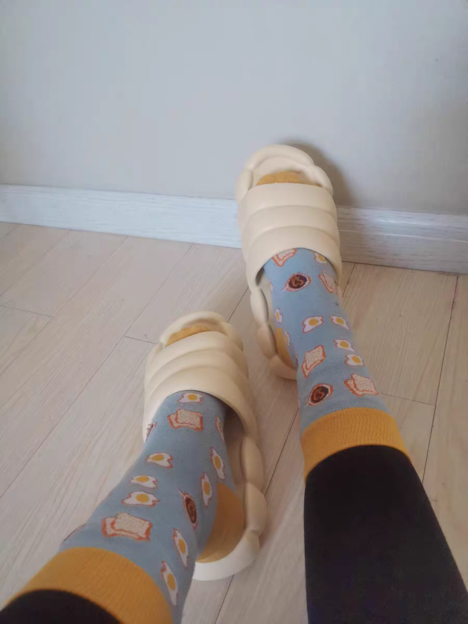 女式拖鞋