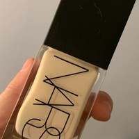 我从来没有过如此干净的底妆！ nars 超方瓶