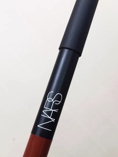 NARS 唇膏笔 真的很方便呀