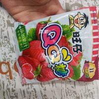  QQ弹弹草莓味旺仔QQ糖。